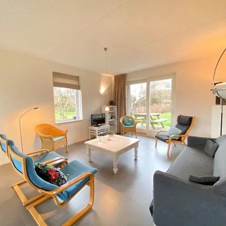 Holiday home Previnaireweg 25 *